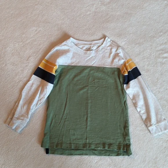 Carter's & Oshkosh Boys Size 5 Long Sleeve Shirt Bundle - Picture 5 of 5